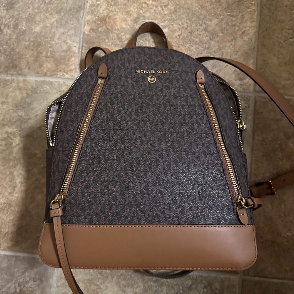 MICHAEL KORS BACKPACK - used like new